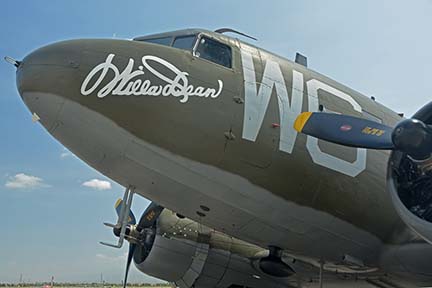 Douglas C-47B Dakota N791HH Willa Dean, April 29, 2016